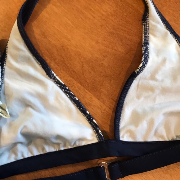 Hurley Bikini - Picture 4 of 8